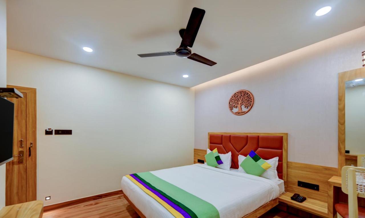 Treebo Aasma Downtown Hotel Bhubaneswar Exterior foto